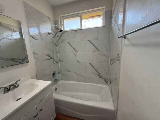 Foto del edificio - 1382 Exposition Blvd