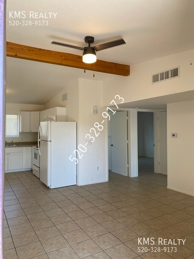 Foto del edificio - 5126 E Bellevue St