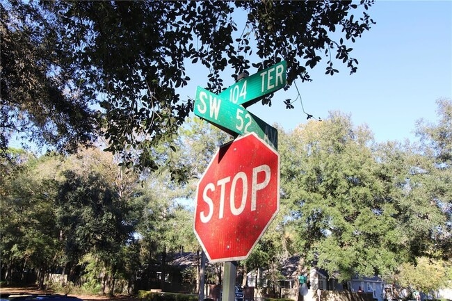 Building Photo - 5115 SW 105 Way