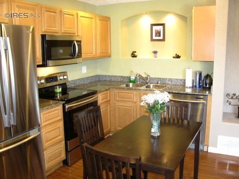 Foto del edificio - SUNNY 2 Bed, 2 Bath Townhome in Lafayette - Available July 5th