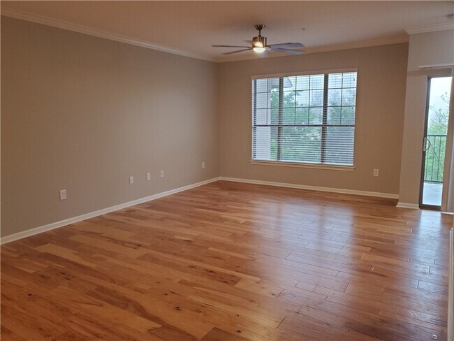Building Photo - 11203 Ranch Rd 2222