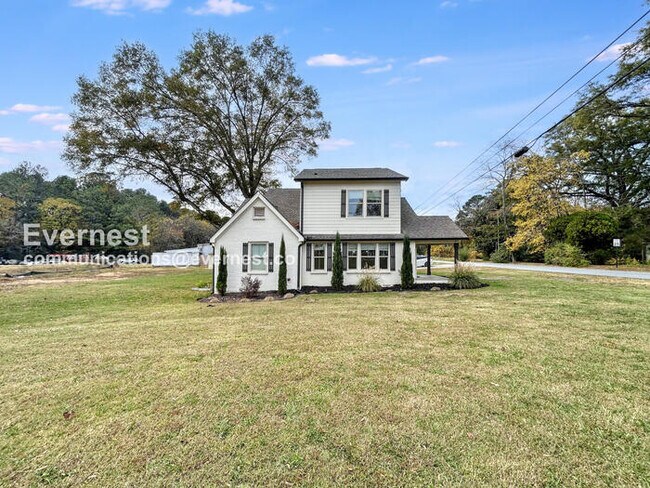 Foto del edificio - 5182 Joe Frank Harris Pkwy NW