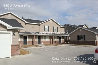 Building Photo - 560 Raven Way