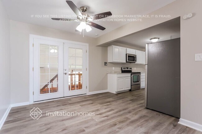 Foto del edificio - 2727 S Stuart St