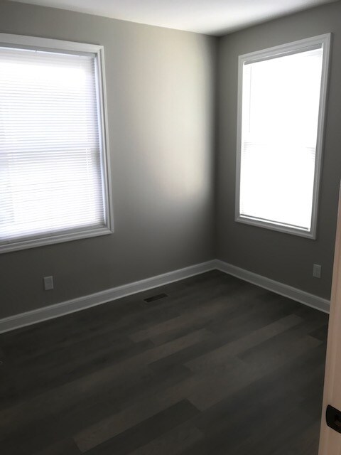 Small Bedroom - 55 W Park Ave