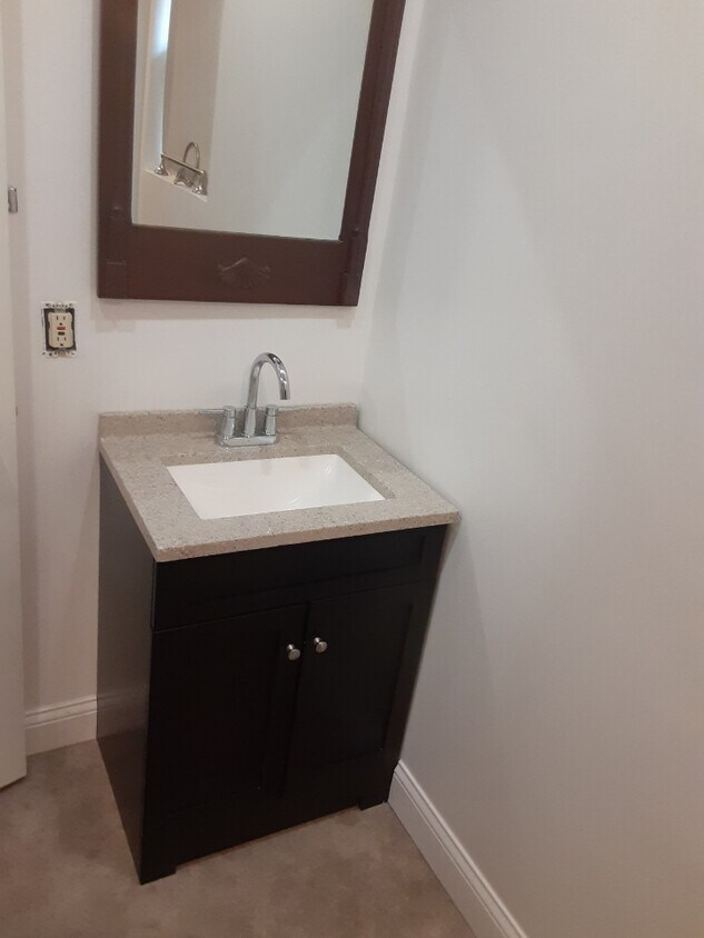 10027 270th Ct, Trevor, WI 53179 House Rental in Trevor, WI