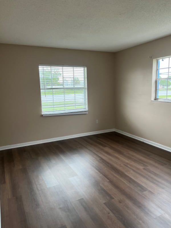 Building Photo - 12458 Elgin Blvd