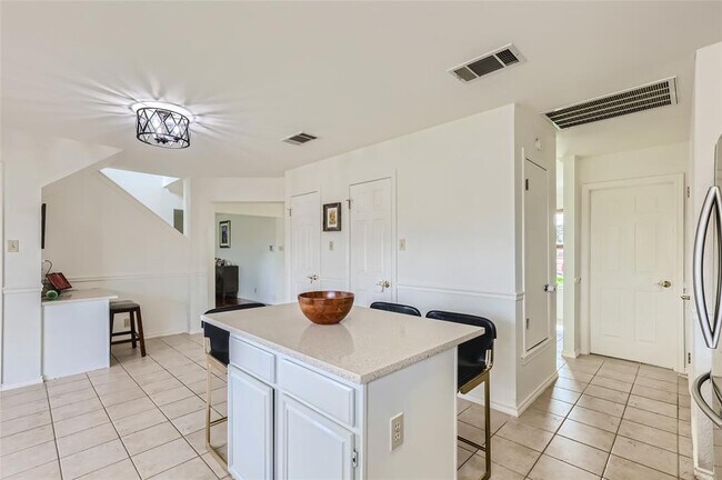 Foto del edificio - 500 Hawthorn Ln