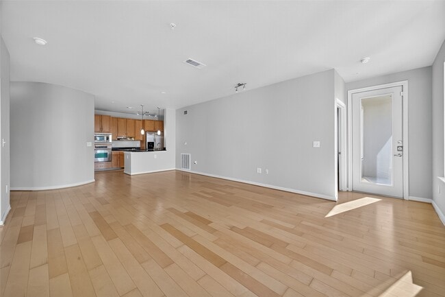 Building Photo - 505 Jackson Hill St