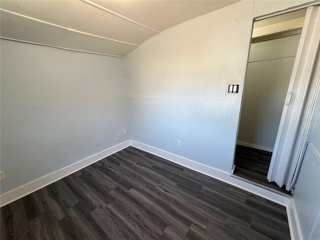 Foto del edificio - 5475 42nd St N