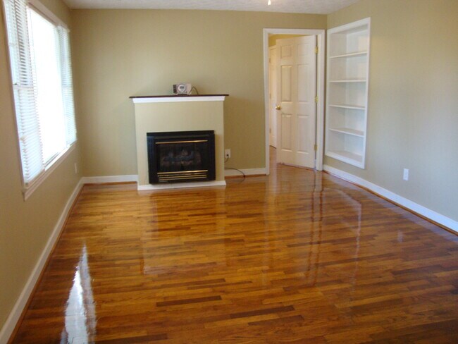 Foto del edificio - 2112 Haven Cir