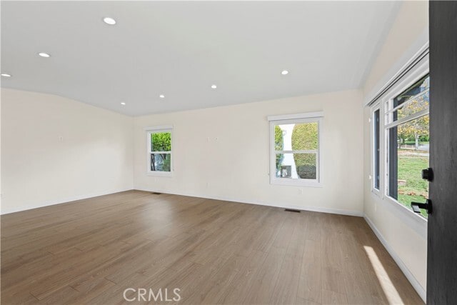 Foto del edificio - 1357 Virginia Ave