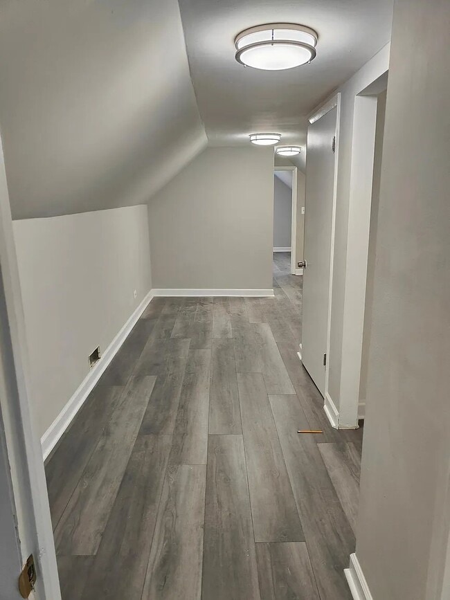 Foto del edificio - 1262 S Fairfield Ave