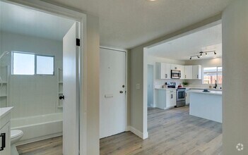 Building Photo - 3813 El Conlon Ave