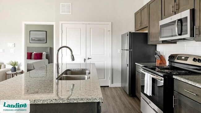 Foto del edificio - 8200 Clarksprings Dr