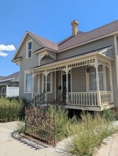 Building Photo - 109 Sherman St
