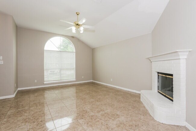 Foto del edificio - 736 W Colony Dr