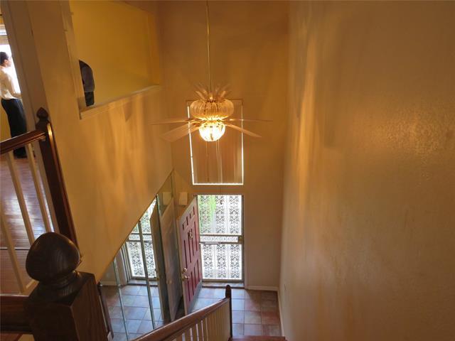 Foto del edificio - 1520 Creek Bank Ln