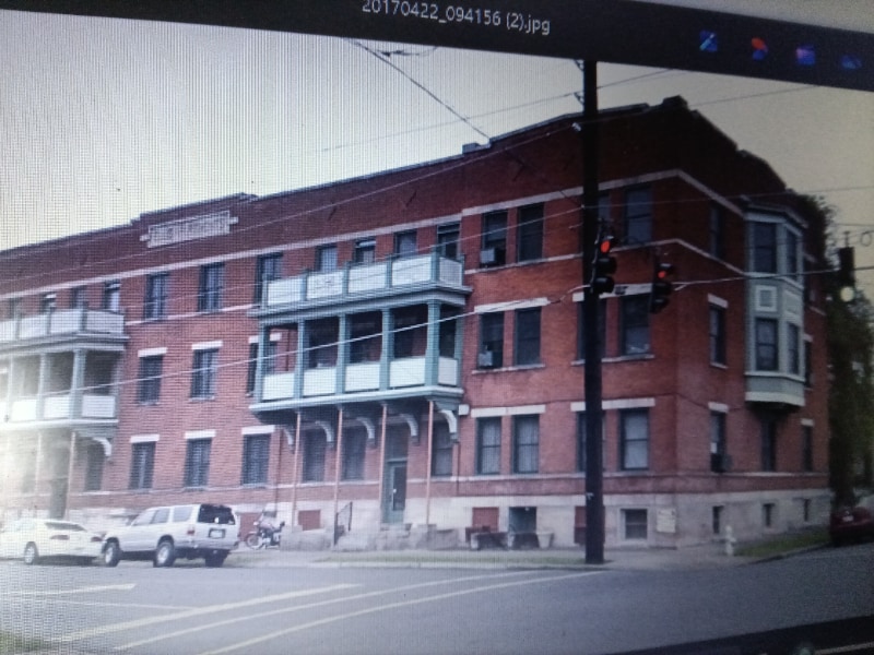 Primary Photo - 129 N 9th St