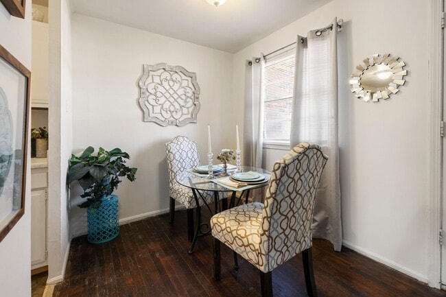 Building Photo - Cumberland Apartments