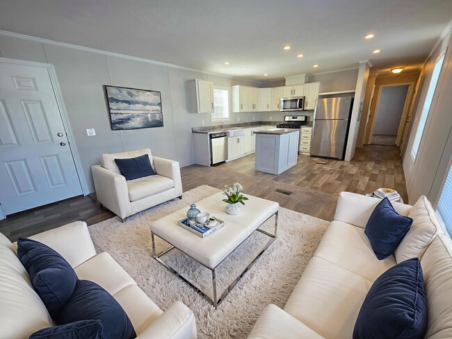 Building Photo - 3730 Birch St