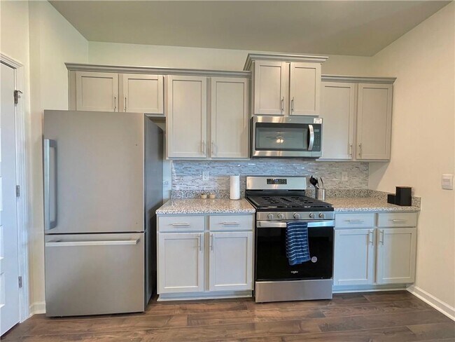 Foto del edificio - 350 Graham Campbell Ln