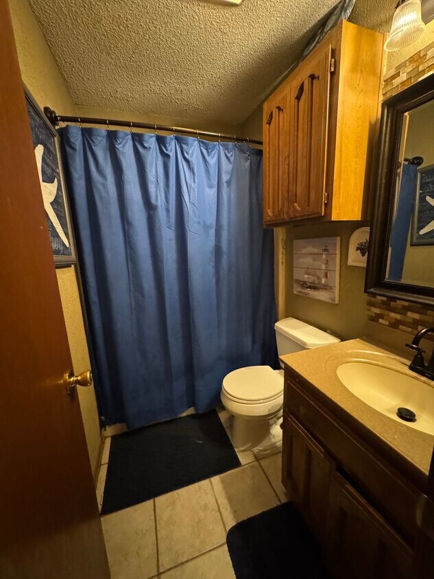 Foto del edificio - Great Location - 3Bed 2Bath House