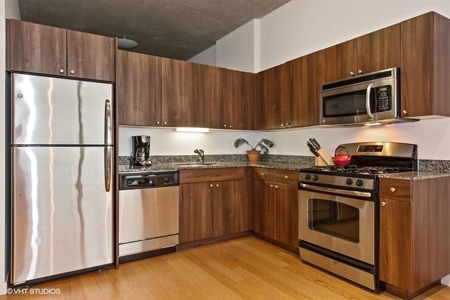 Kitchen - 235 W Van Buren St