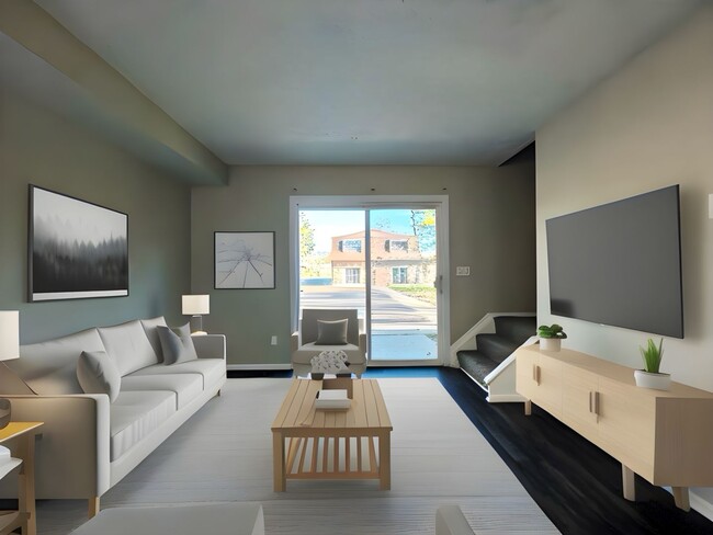 Building Photo - Newly Renovated Townhome in South-East Col...