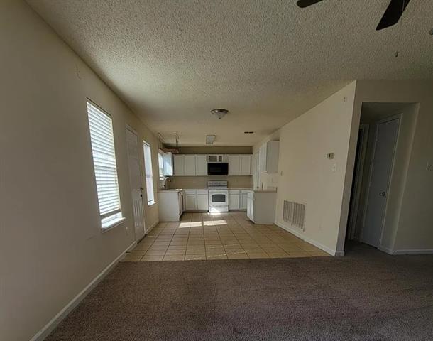 Building Photo - 3418 Westview Dr