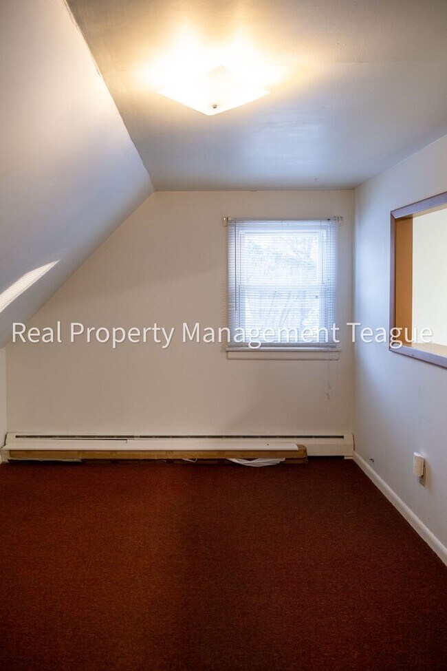 Foto del edificio - 6 Indiana Ave