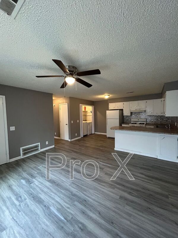 Foto del edificio - 409 Park St