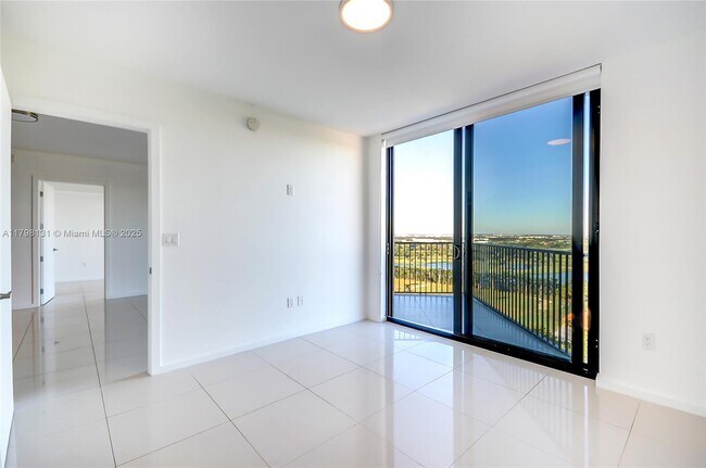Building Photo - 5252 NW 85th Ave