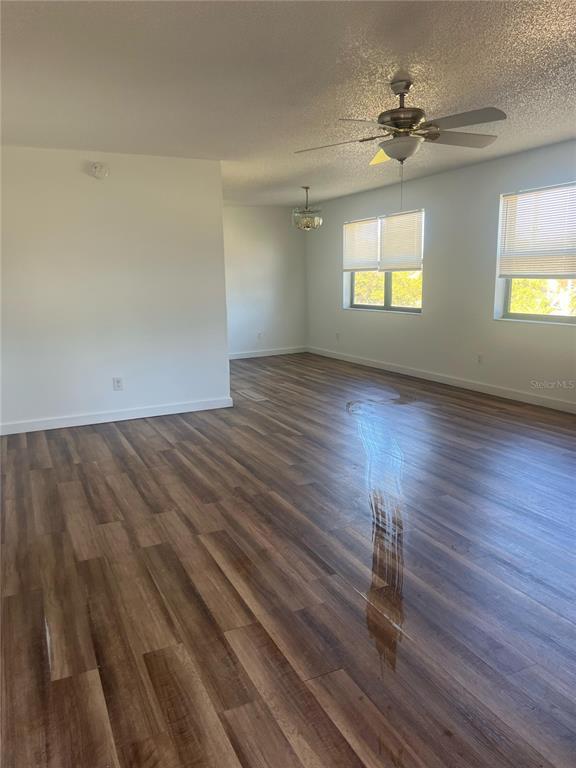 Foto del edificio - 1626 49th St S