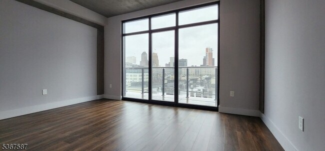 Foto del edificio - 60 Elm St