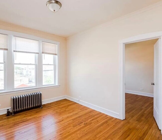 Building Photo - 2206 S 57th Ave