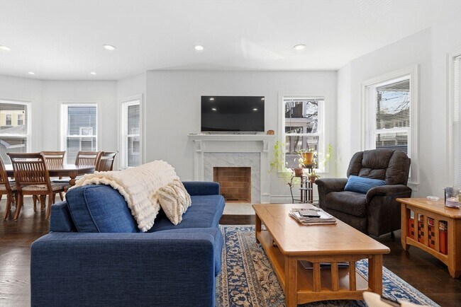 Foto del edificio - 67 Everett St