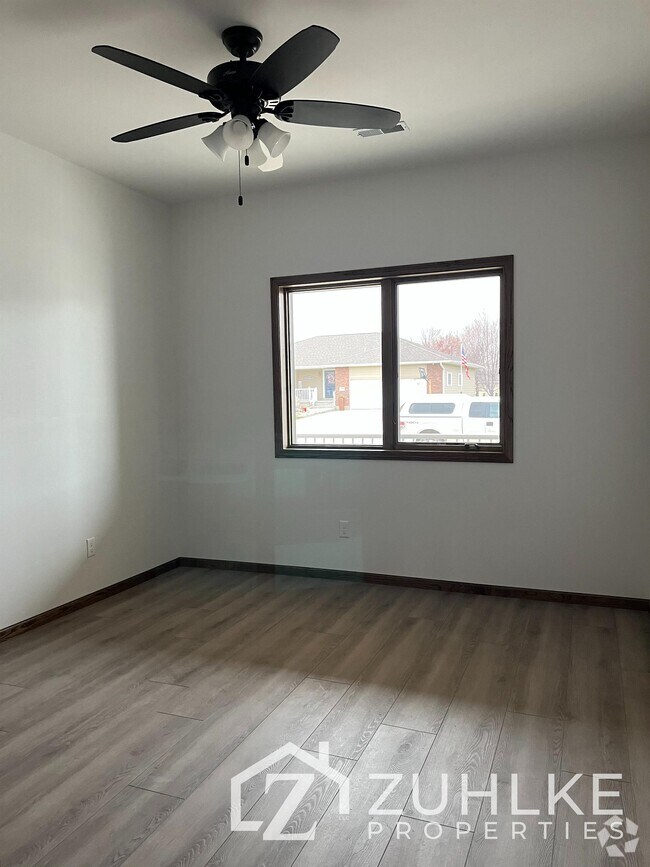 Apartments For Rent in Pierce, NE with Parking 1 Rentals