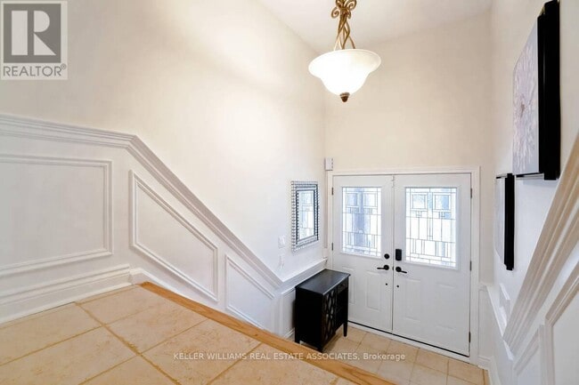 Building Photo - 23 Rosemeade Ave