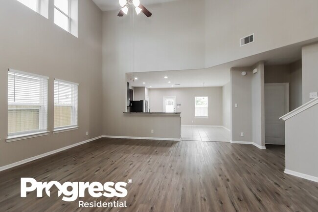 Building Photo - 411 Stevia Ave