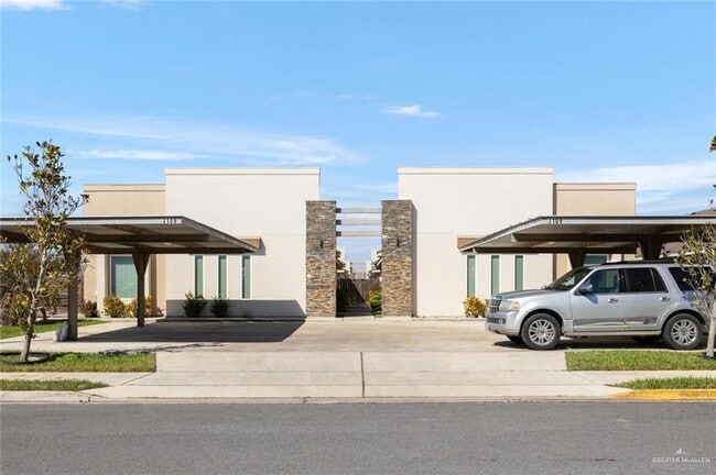 Building Photo - 3109 Javalina Ave