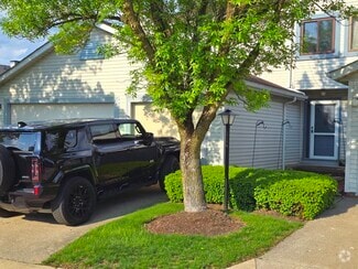 Building Photo - 5527 Windrush Ct