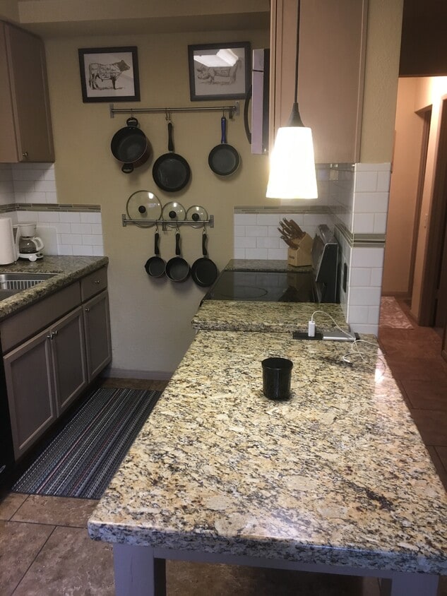 Kitchen - 42 Davison Rd