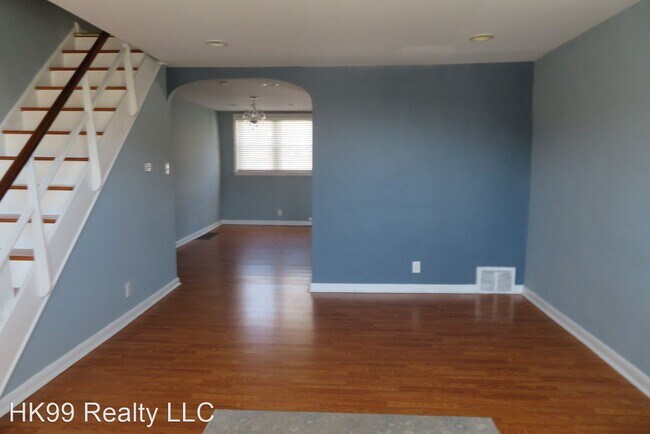 Building Photo - 3 br, 1.5 bath House - 6812 Revere St.