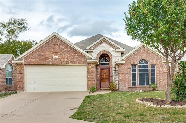 Foto principal - 4824 Summer Oaks Ln