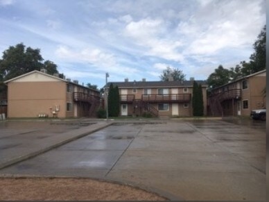 Primary Photo - 1418 Cedar Ave