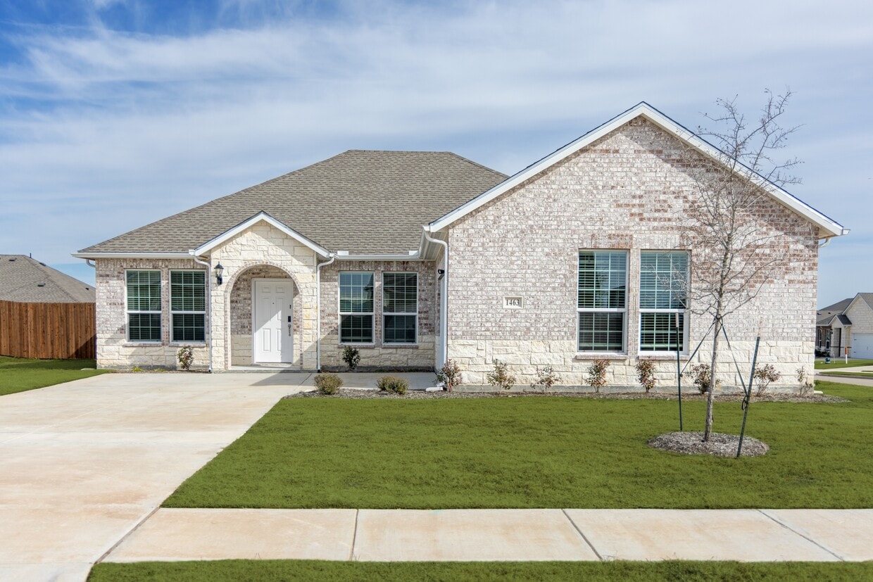 Primary Photo - 1462 Ponderosa Dr