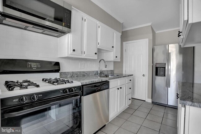 Foto del edificio - 2857 Plainfield Rd