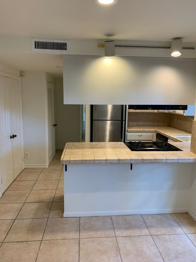 Foto del edificio - MIC