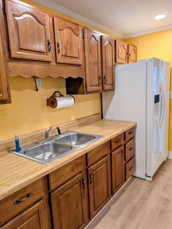 Building Photo - 65 N Summer St